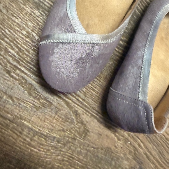 Vionic 7.5 MINT EUC worn a couple of times sparkly Women's Lavender Ballet Flats - Picture 3 of 13